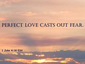 DSC06510_1John4-18_560x420